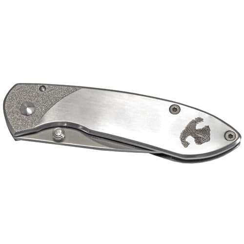 Stainless steel engraved buck pocket knife, nose print